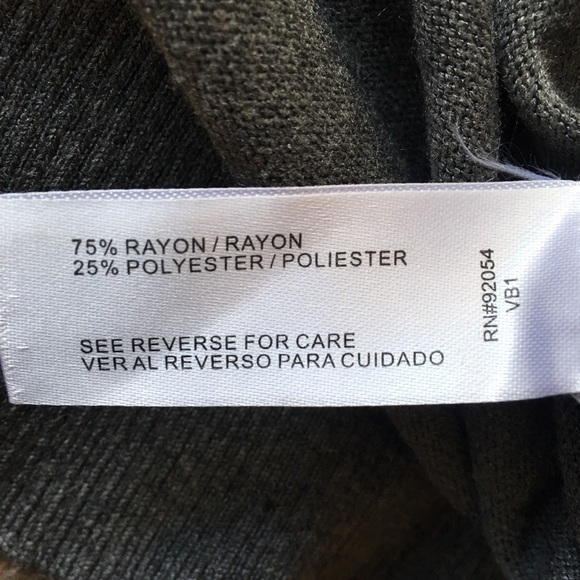 ✨Carolyn Taylor | Sweater Cardigan | Cute ButtonUp - Picture 7 of 8